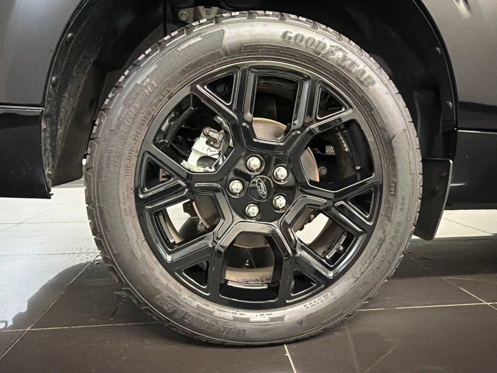 Certified 2025 Ford Maverick Lobo AWD/4WD image 7