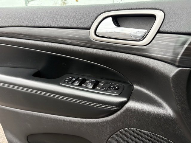 Used 2020 Jeep Grand Cherokee Altitude image 28