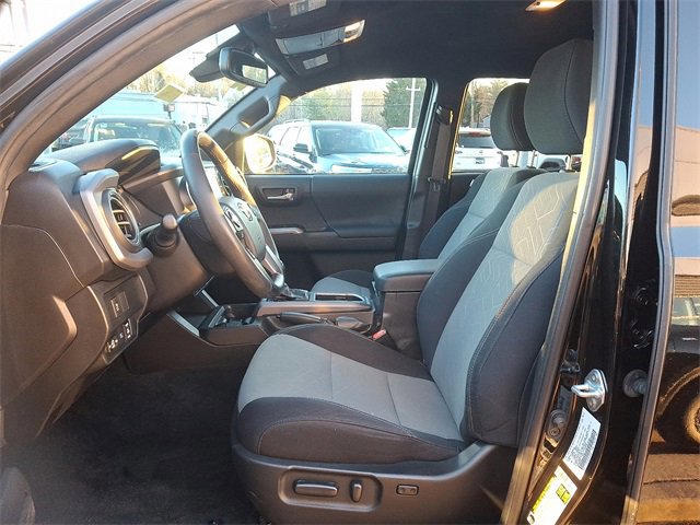 Used 2023 Toyota Tacoma TRD Sport image 14