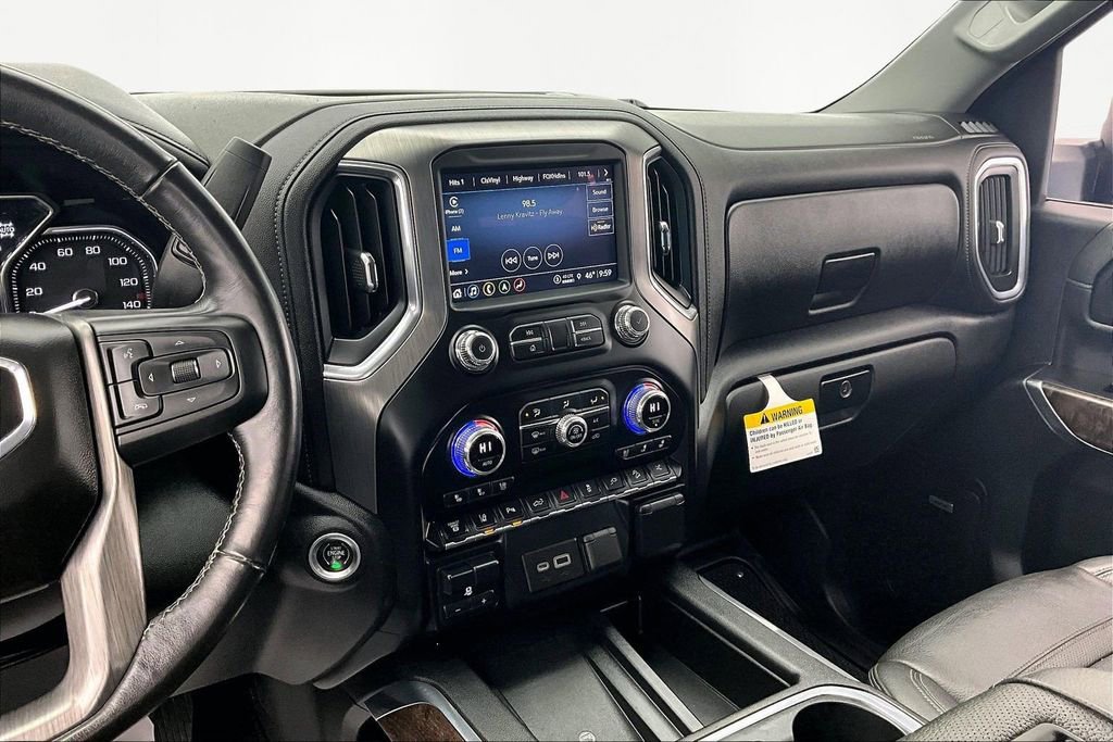 Used 2021 GMC Sierra 2500 Denali w/ Denali Black Diamond Edition image 6