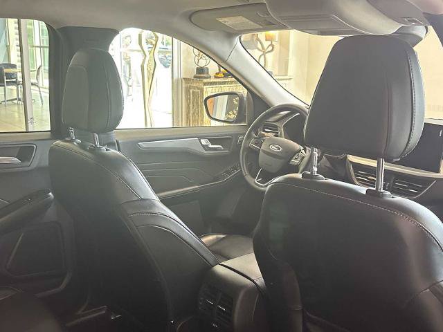 Certified 2023 Ford Escape Platinum AWD/4WD image 26