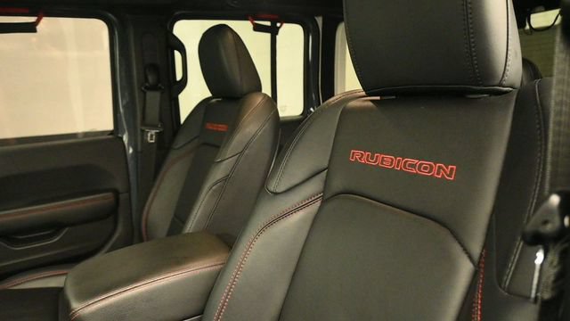 Used 2025 Jeep Wrangler Unlimited Rubicon AWD/4WD image 20