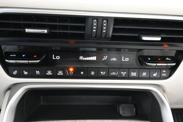 Used 2024 MAZDA CX-90 Plug-In Hybrid w/ Premium Plus AWD/4WD image 23