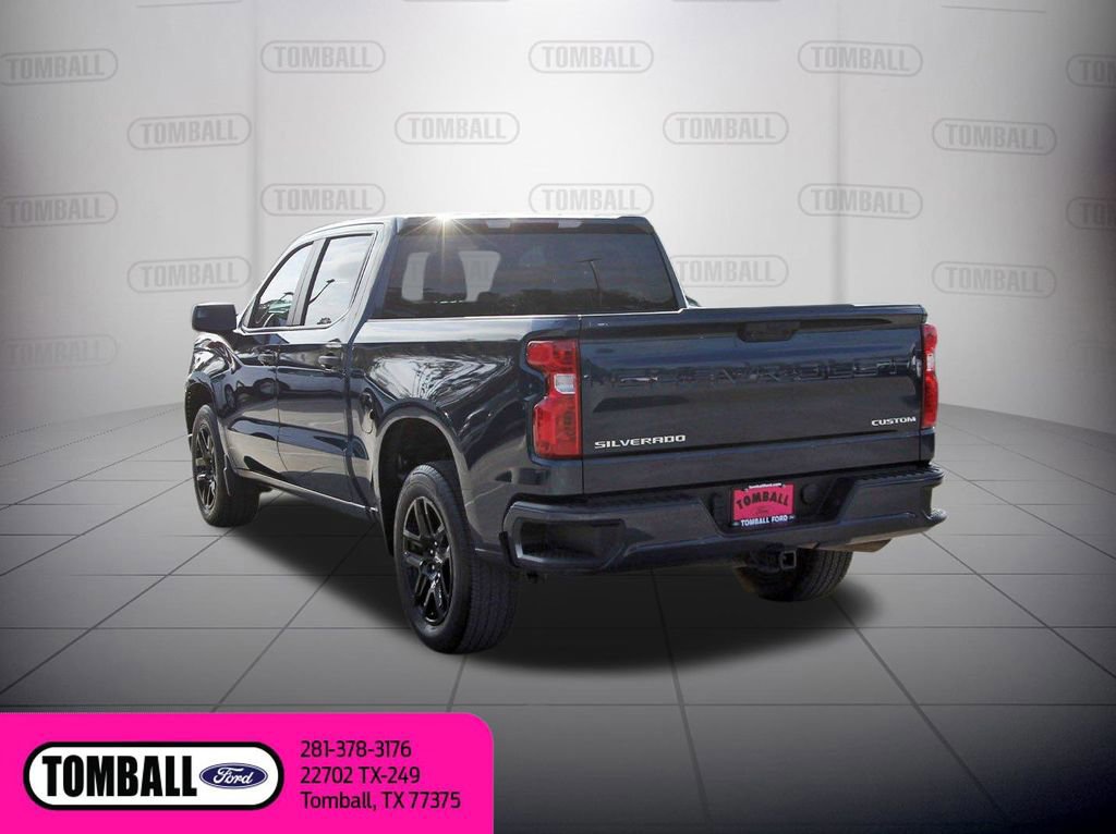 Used 2023 Chevrolet Silverado 1500 Custom image 3
