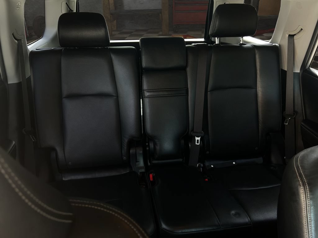 Used 2021 Toyota 4Runner Limited AWD/4WD image 12
