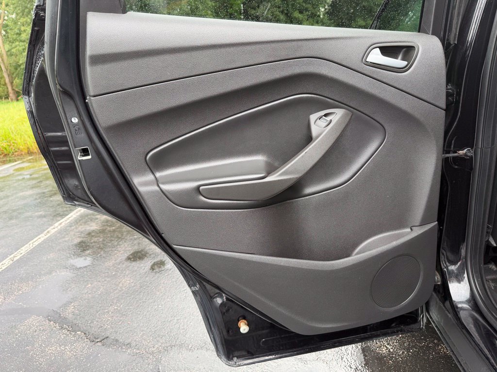 Certified 2019 Ford Escape SE FWD image 23