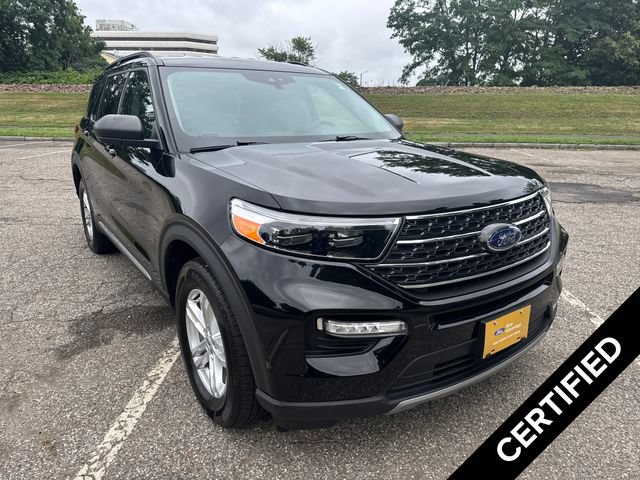 Certified 2023 Ford Explorer XLT w/ Equipment Group 202A
