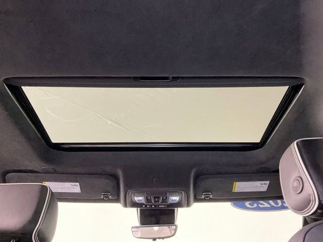 Used 2023 GMC Sierra 1500 AT4X w/ AT4X AEV Edition image 17