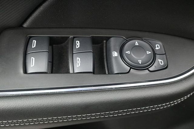 Used 2024 Buick Envision Preferred AWD/4WD image 7