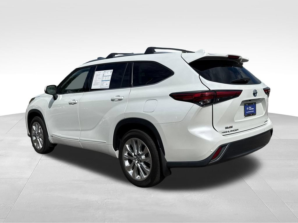 Used 2023 Toyota Highlander Limited AWD/4WD image 5