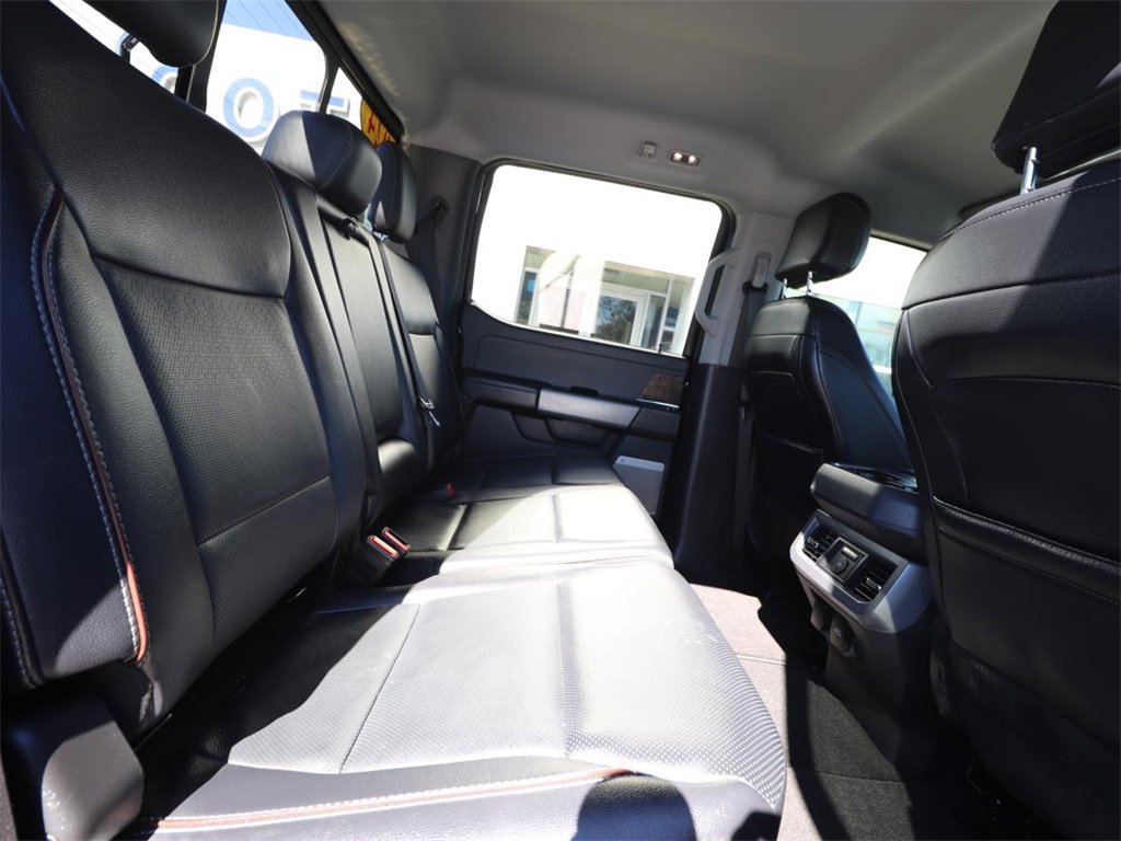 Certified 2024 Ford F250 Lariat w/ Black Appearance Package image 22