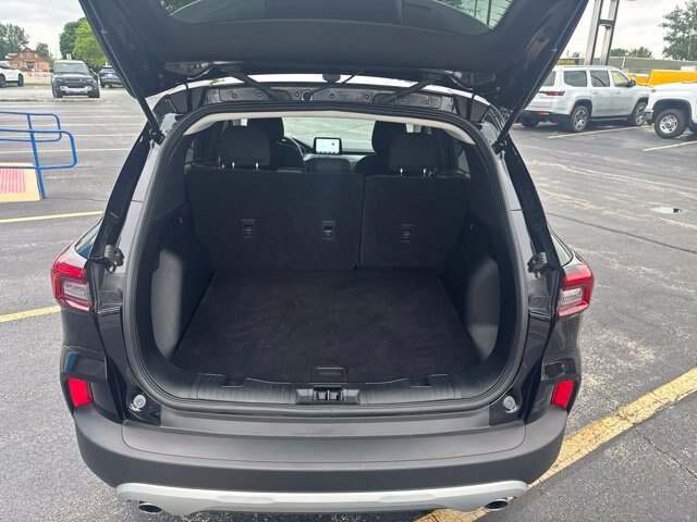 Certified 2025 Ford Escape Active FWD image 15