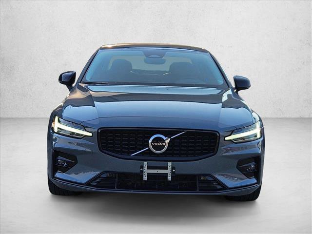 Used 2024 Volvo S60 B5 Core FWD image 2