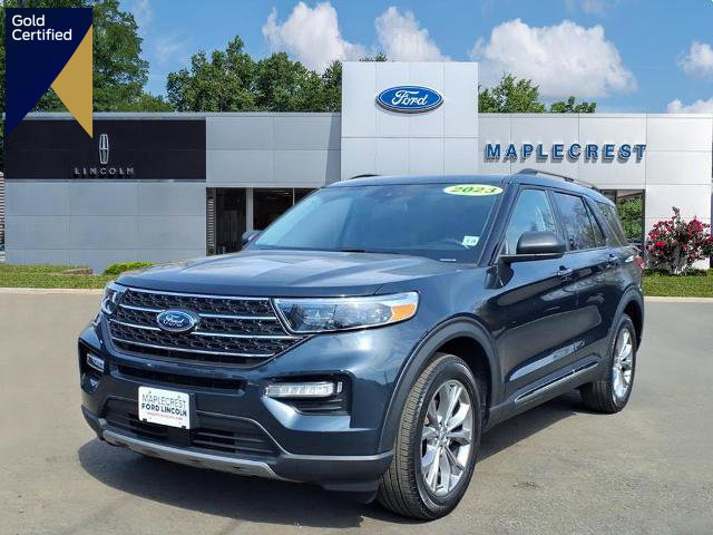 Certified 2023 Ford Explorer XLT w/ Equipment Group 202A AWD/4WD image 1