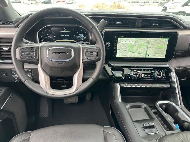 Used 2025 GMC Sierra 3500 Denali w/ Denali Reserve Package image 16