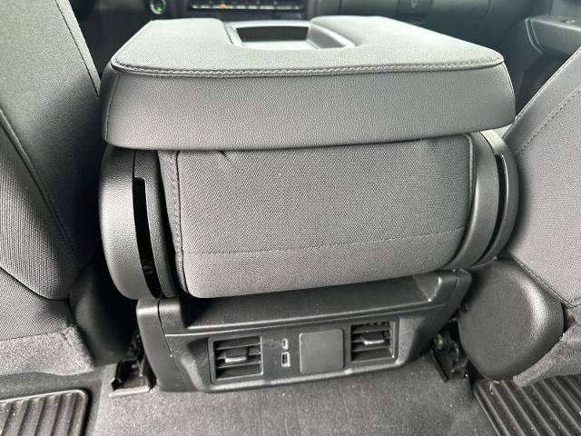 Used 2025 Chevrolet Silverado 2500 Custom w/ Custom Value Package AWD/4WD image 8