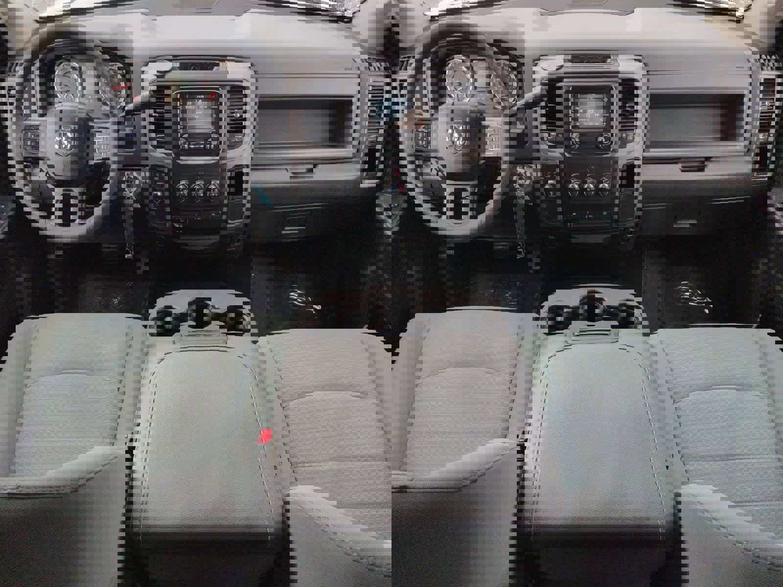 Used 2018 RAM 3500 Tradesman w/ Chrome Appearance Group image 16