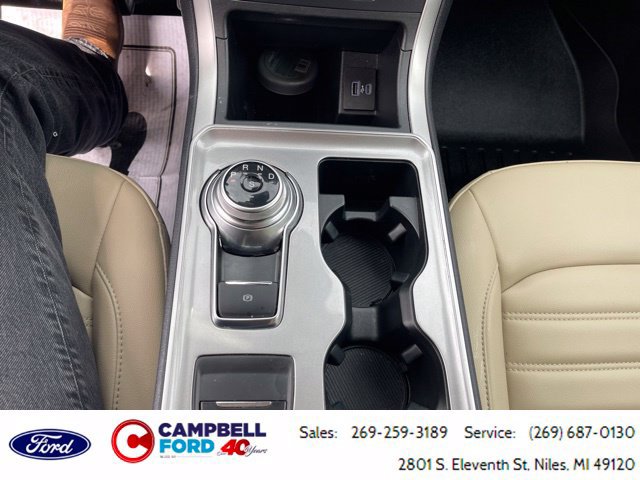 Certified 2024 Ford Edge SEL w/ Convenience Package AWD/4WD image 18