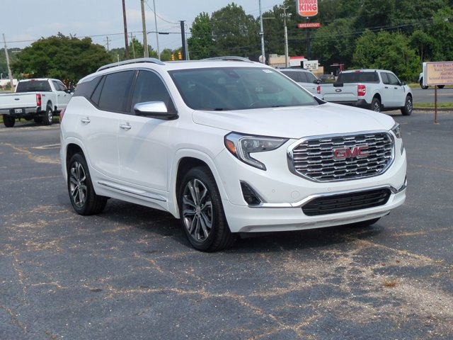 Used 2020 GMC Terrain Denali w/ Denali Premium Package
