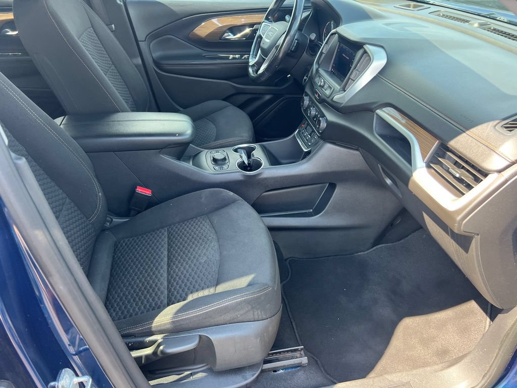 Used 2020 GMC Terrain SLE w/ Driver Convenience Package FWD image 14