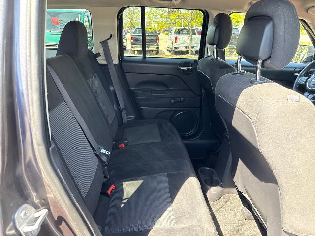 Used 2017 Jeep Patriot Sport FWD image 9
