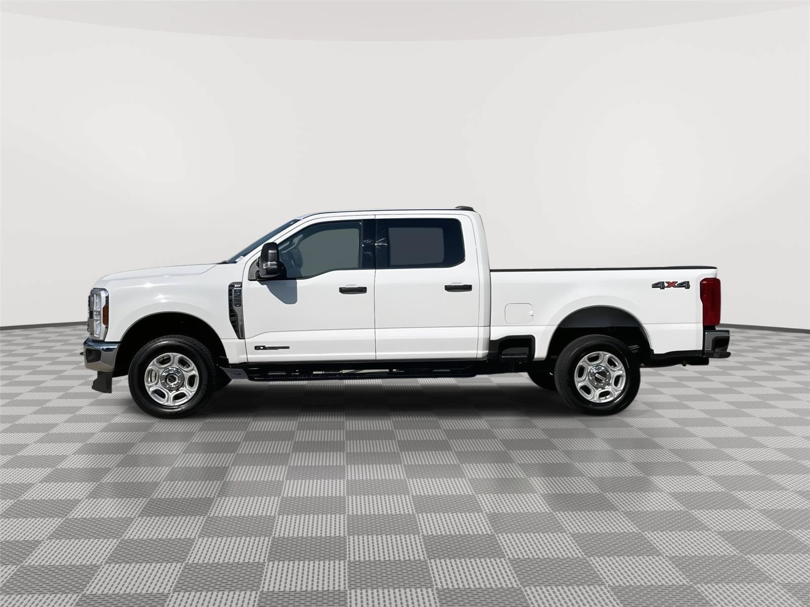 Certified 2026 Ford F250 XLT AWD/4WD image 2