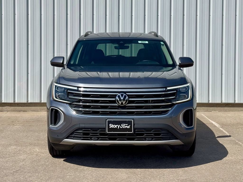 Used 2025 Volkswagen Atlas SE AWD/4WD image 9