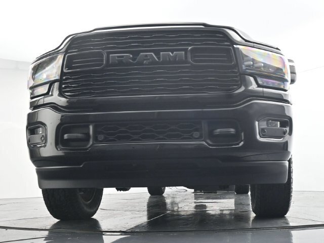 Used 2023 RAM 2500 Limited AWD/4WD image 29