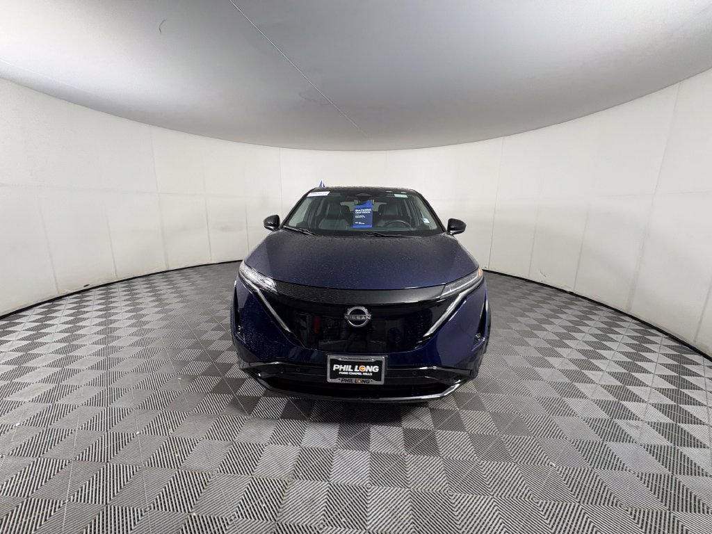 Used 2025 Nissan Ariya AWD image 8
