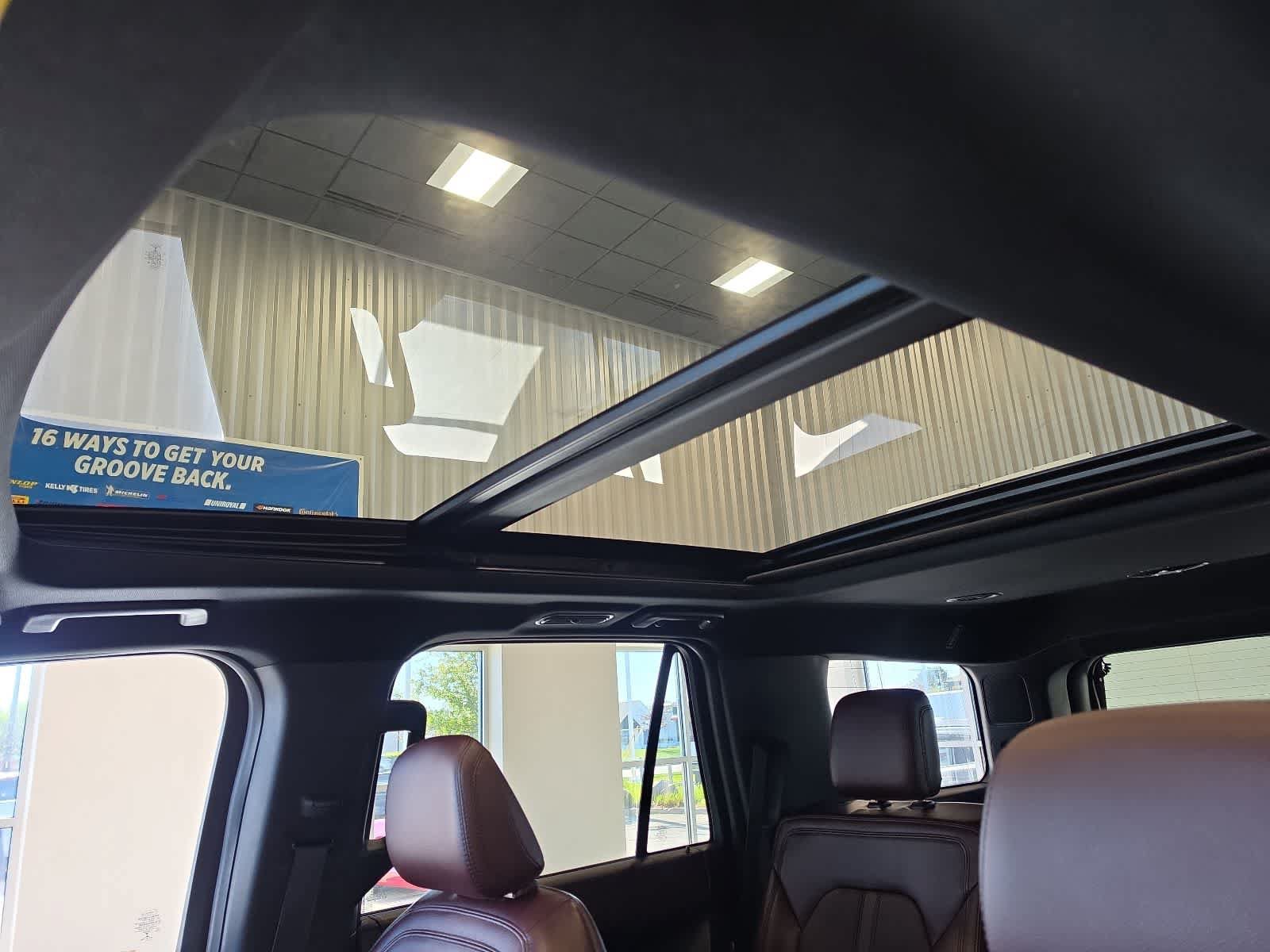 Certified 2022 Ford Expedition Limited AWD/4WD image 15