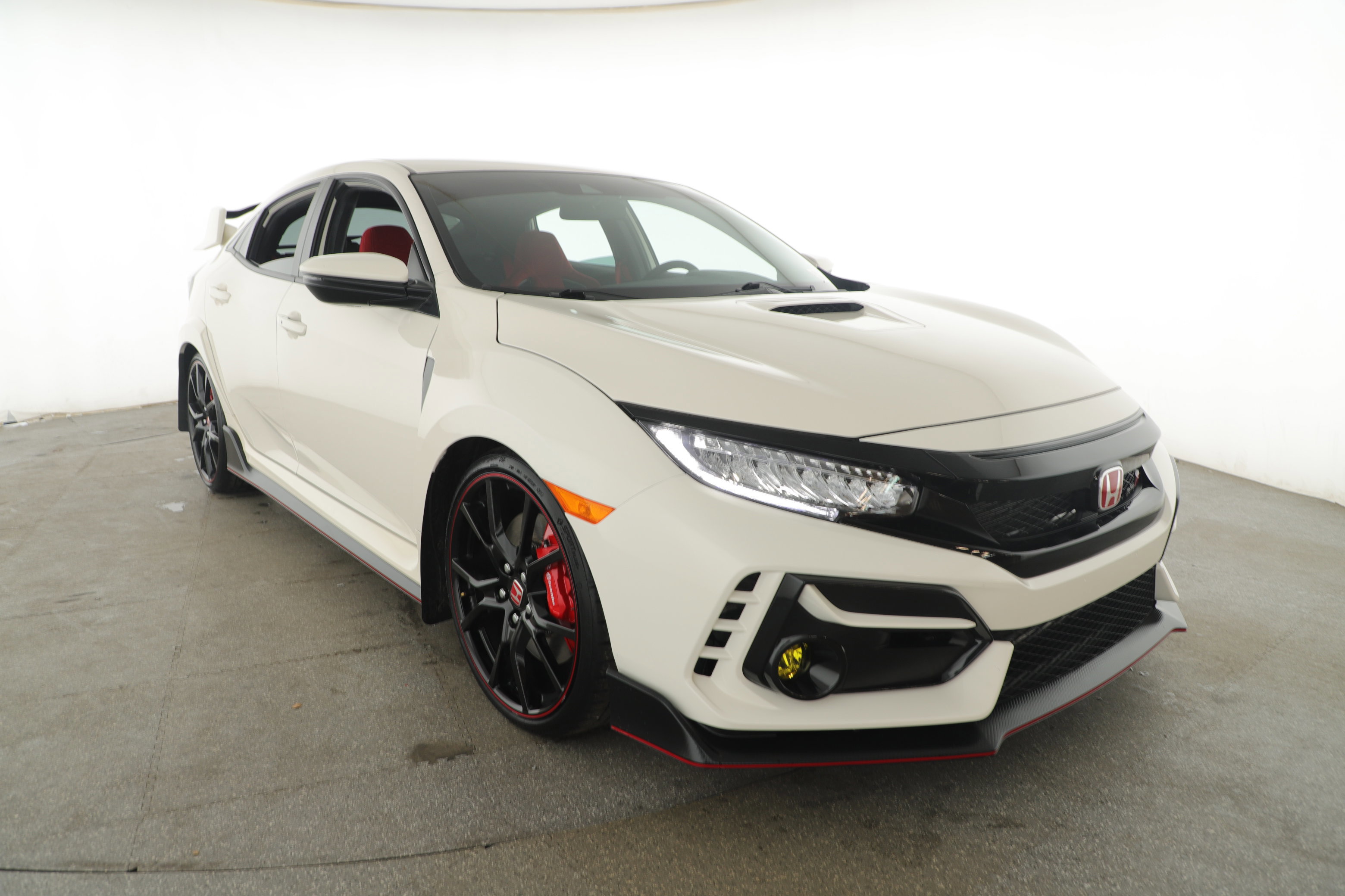 Used 2021 Honda Civic Type R image 3