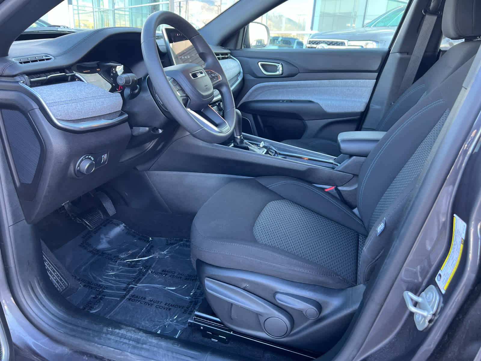 Used 2024 Jeep Compass Sport image 27