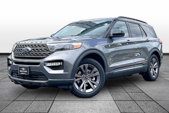 Certified 2022 Ford Explorer XLT w/ Equipment Group 202A RWD image 1