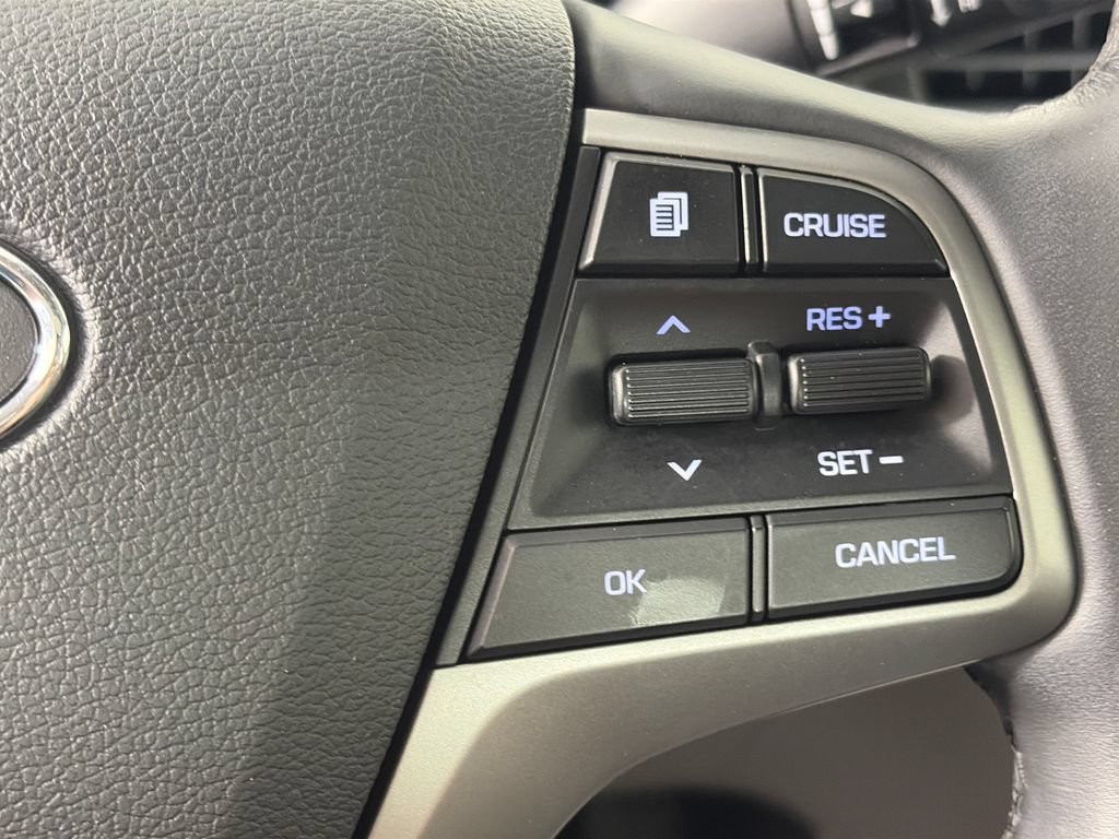 Used 2018 Hyundai Elantra Value Edition FWD image 17