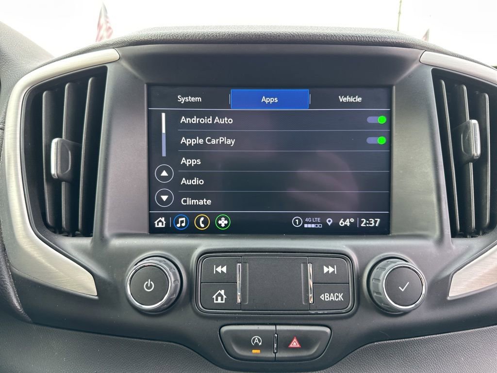 Used 2024 GMC Terrain SLT image 40