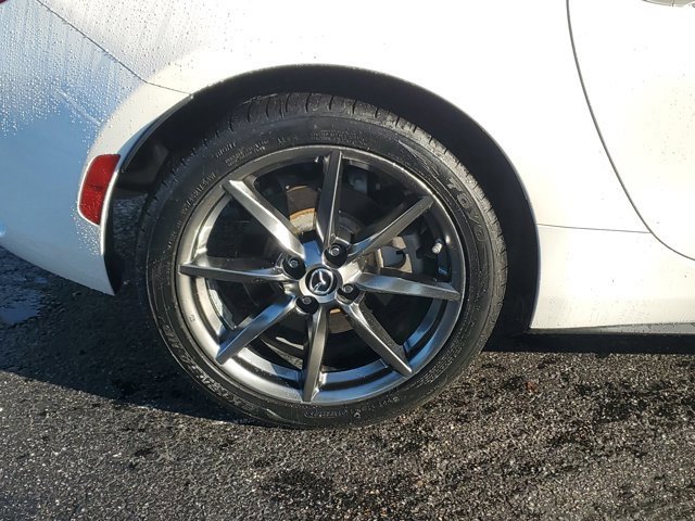 Used 2020 MAZDA MX-5 Miata RF Grand Touring image 10