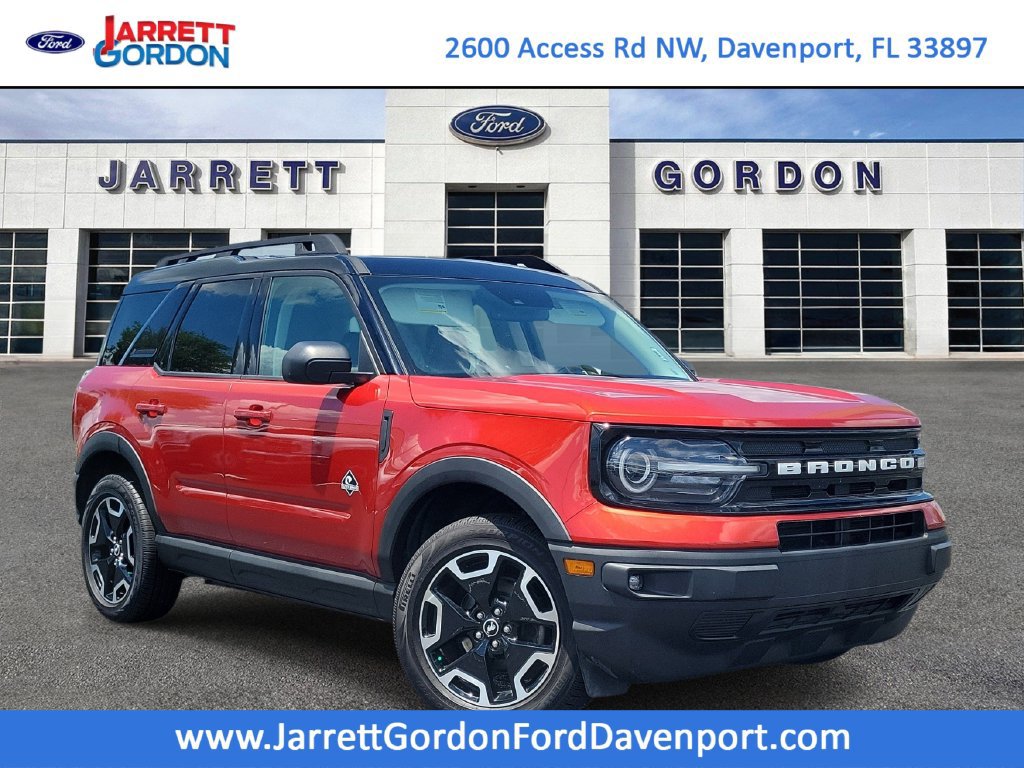Certified 2022 Ford Bronco Sport Outer Banks w/ Tech Package AWD/4WD image 1
