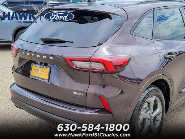 Certified 2023 Ford Escape ST-Line w/ Tech Pack #1 AWD/4WD image 6