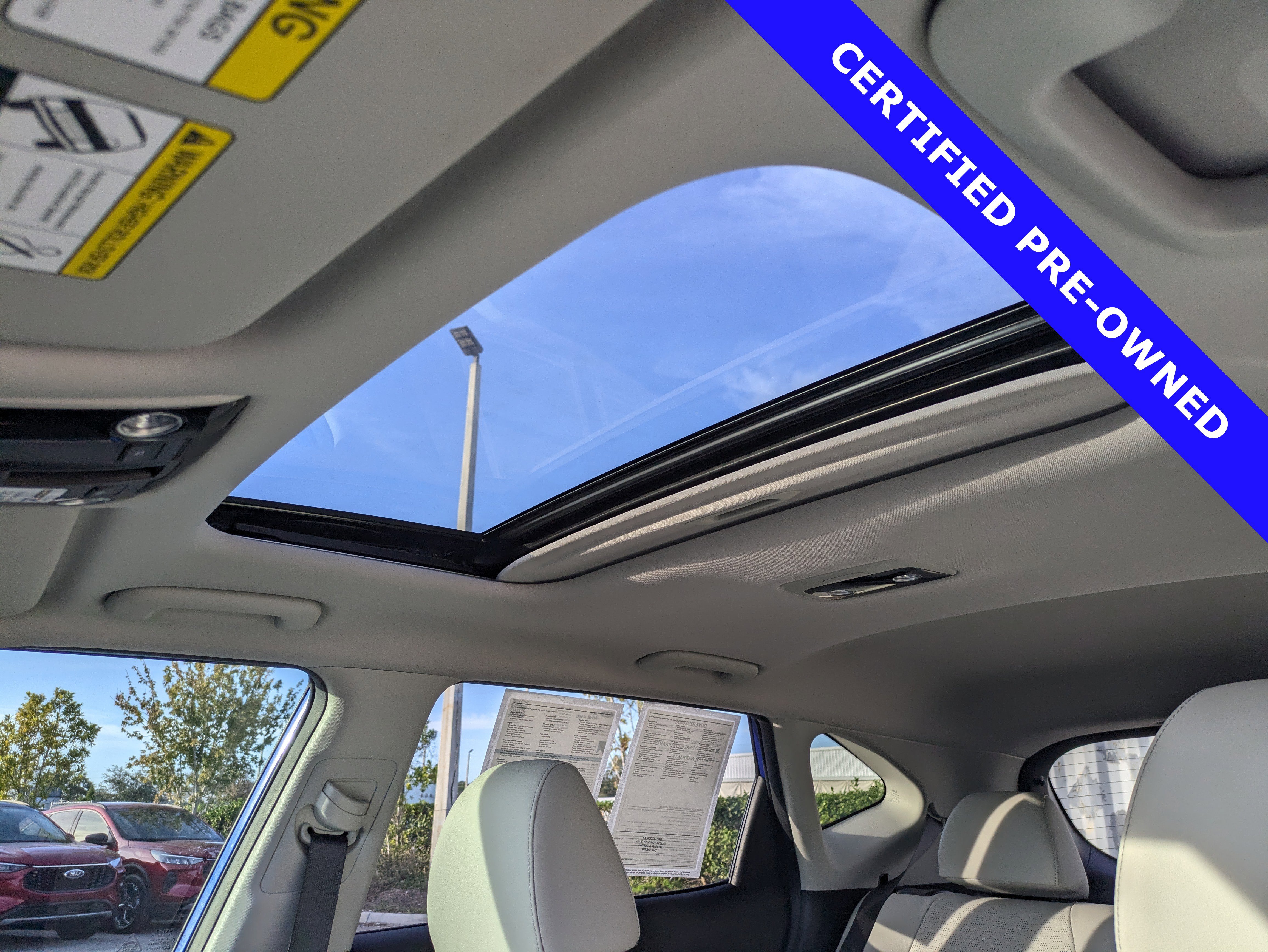 Used 2022 Kia Seltos EX image 23