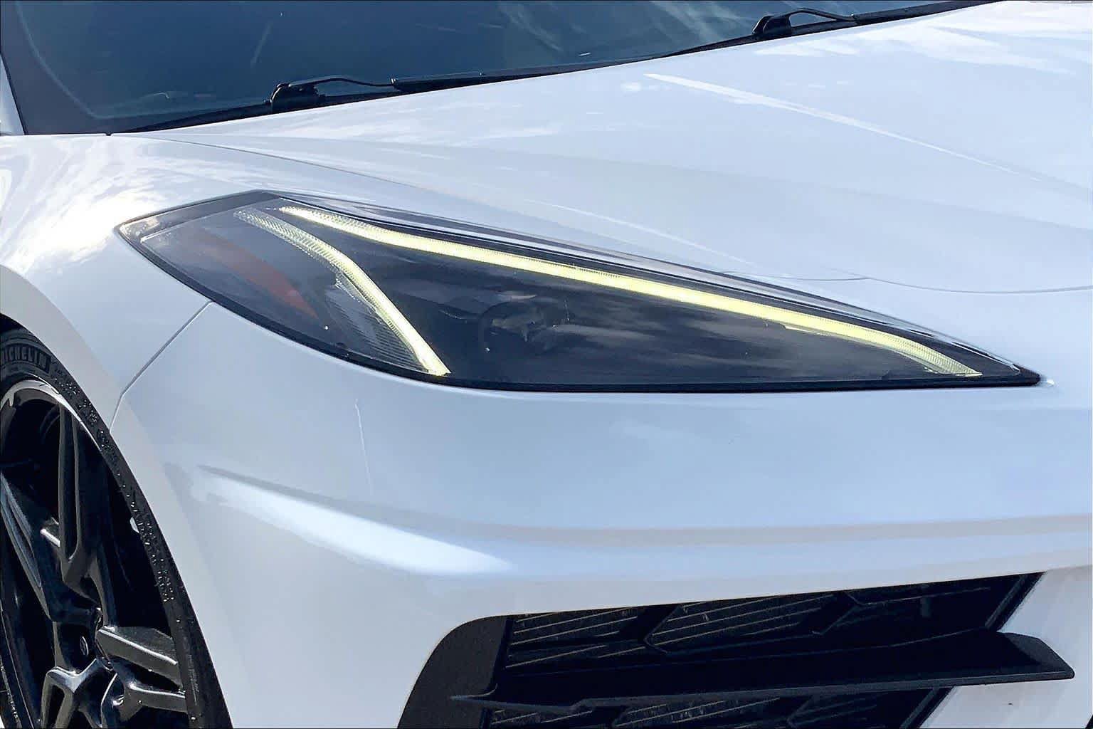 Used 2022 Chevrolet Corvette Stingray Preferred Conv w/ Z51 Performance Package RWD image 28