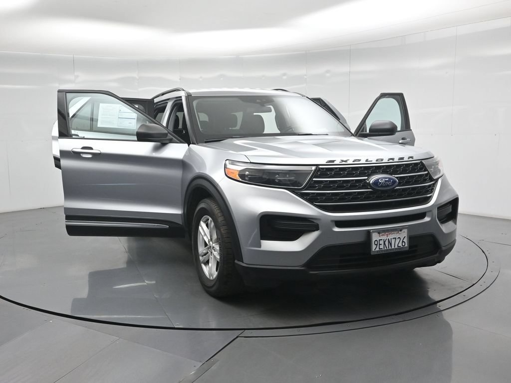 Certified 2022 Ford Explorer XLT RWD image 46
