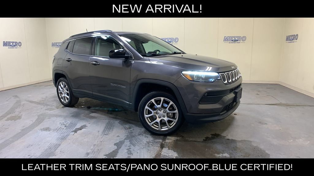 Used 2022 Jeep Compass Latitude w/ Sun and Sound Group