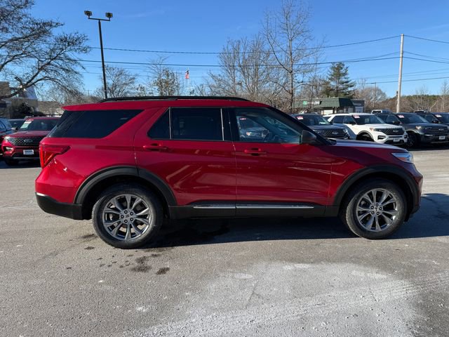 Certified 2023 Ford Explorer XLT w/ Equipment Group 202A image 4