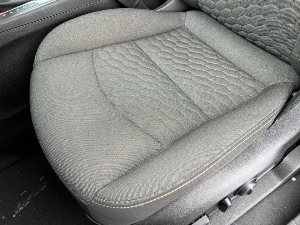 Used 2020 Chevrolet Equinox LT image 9