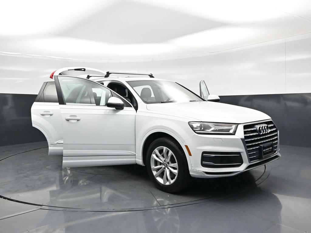 Used 2019 Audi Q7 3.0T Premium w/ Convenience Package AWD/4WD image 36