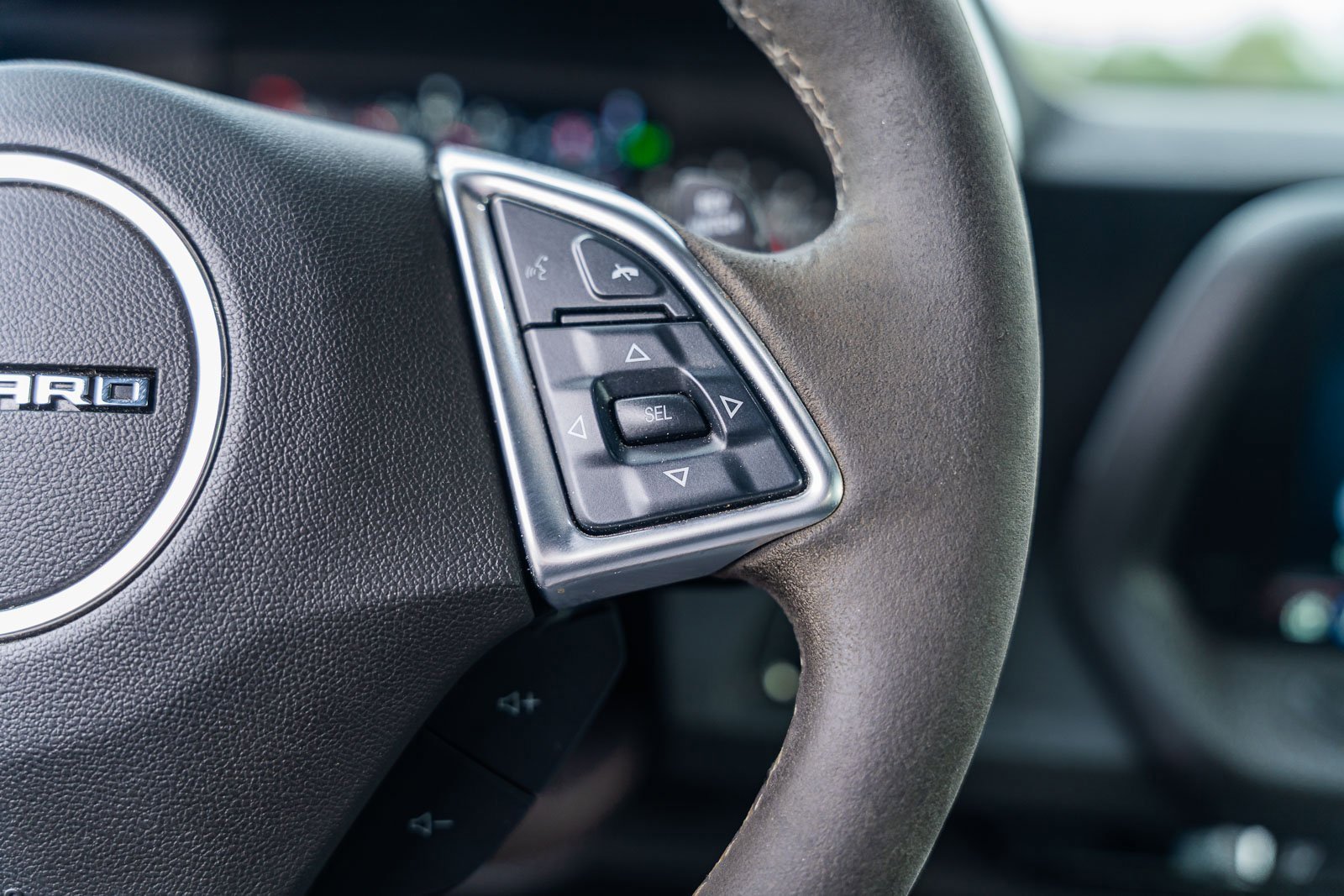 Used 2020 Chevrolet Camaro SS image 28