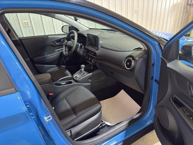 Used 2022 Hyundai Kona SEL image 31
