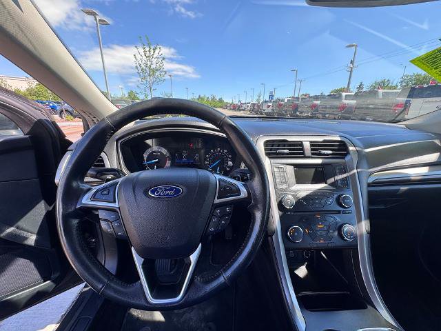 Certified 2017 Ford Fusion SE FWD image 11