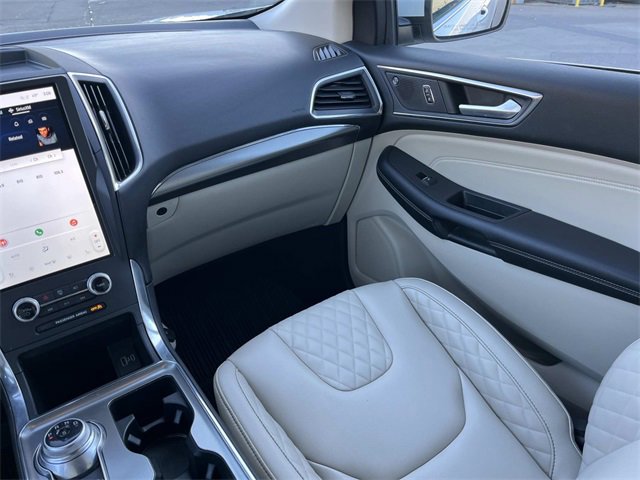 Certified 2023 Ford Edge Titanium w/ Class II Trailer Tow Package image 15