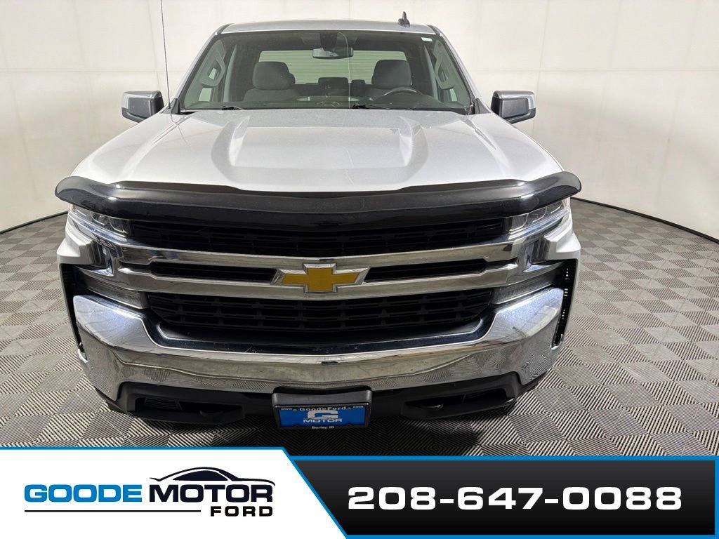 Used 2020 Chevrolet Silverado 1500 LT AWD/4WD image 3